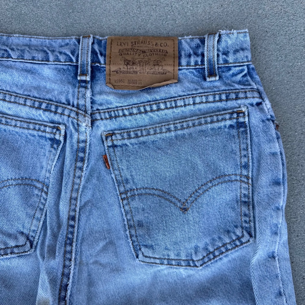 Vintage Levi's 15951 Orange Tab Jeans Light Wash Relaxed Tapered Leg Size 8